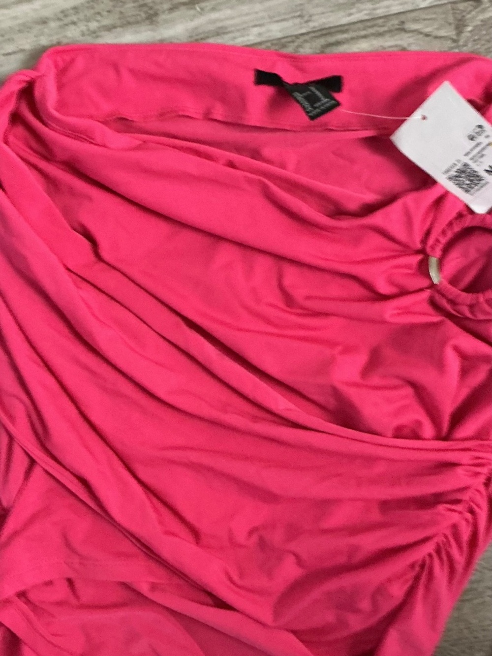 NWT Hot pink skirt with sash festival or by the pool.  Side zipper size medium